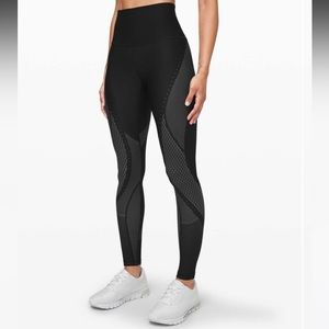 Lululemon Mapped Out High-Rise Tight 28” - Color: Black/Glacier Grey